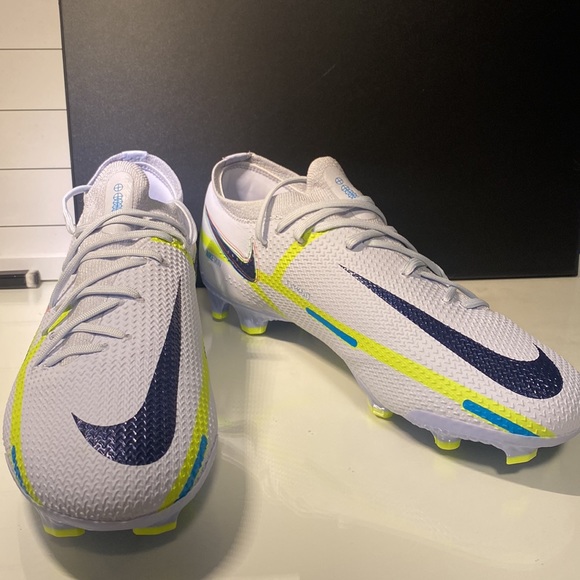 Nike Phantom GT2 Pro Firm Ground Cleats - Picture 7 of 7